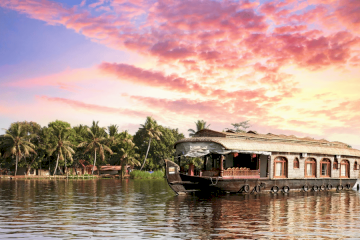 Alleppey Honeymoon Tour Package – 03 Nights/04 Days by Tripwav
