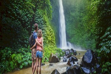 Kollam Kovalam Honeymoon Tour – 5 Nights / 6 Days